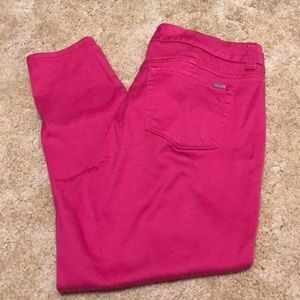 Melissa McCarthy cropped skinny pants